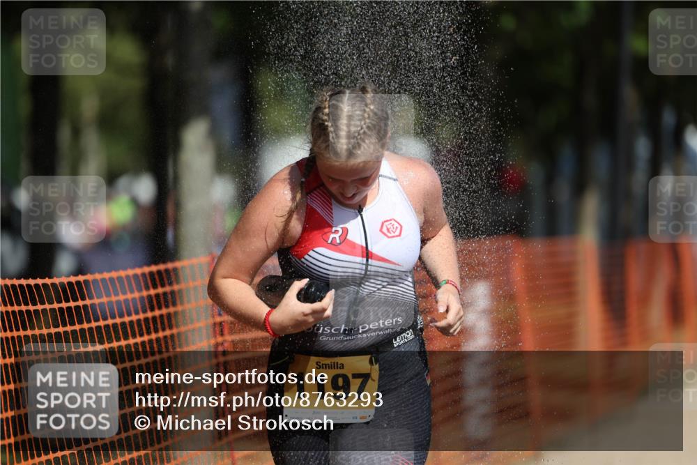 07.09.2025 - 19. Norderstedt Triathlon Michael Strokosch http://msf.ph/oto/8763293 07.09.2025 12:10:04 Laufen 1153, 1197 meine-sportfotos.de