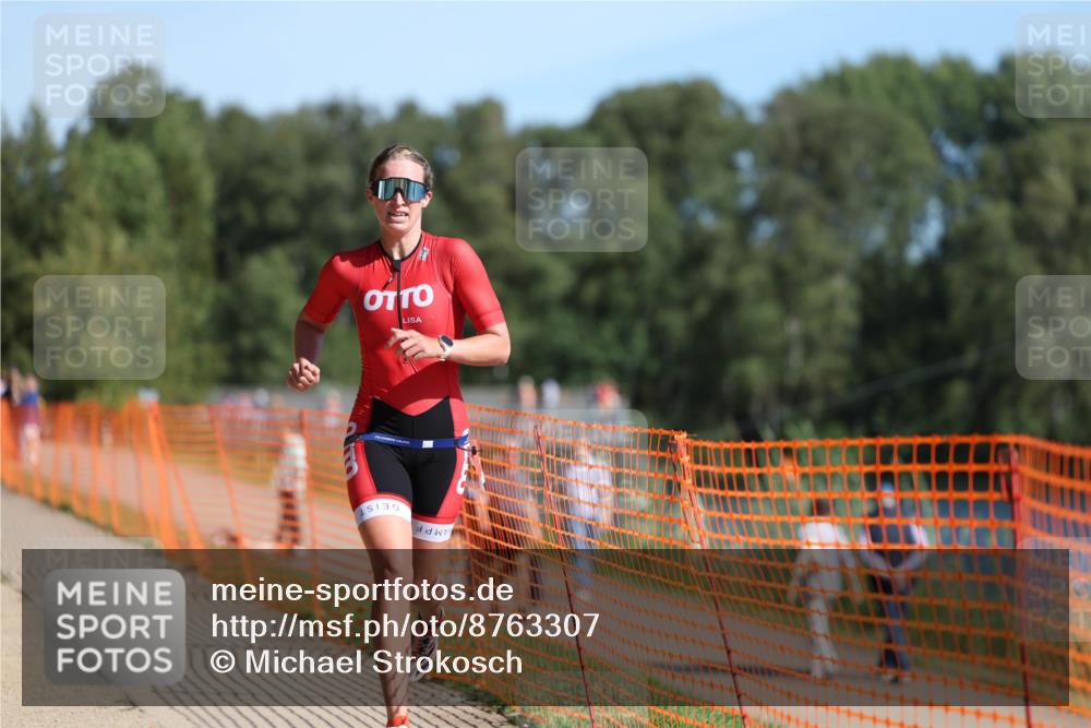 07.09.2025 - 19. Norderstedt Triathlon Michael Strokosch http://msf.ph/oto/8763307 07.09.2025 11:29:43 Laufen 231 meine-sportfotos.de