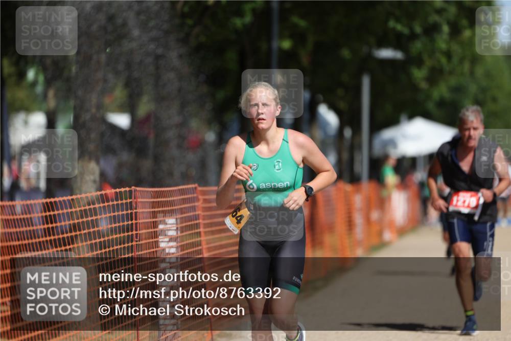 07.09.2025 - 19. Norderstedt Triathlon Michael Strokosch http://msf.ph/oto/8763392 07.09.2025 12:10:15 Laufen 826, 1164, 1279 meine-sportfotos.de