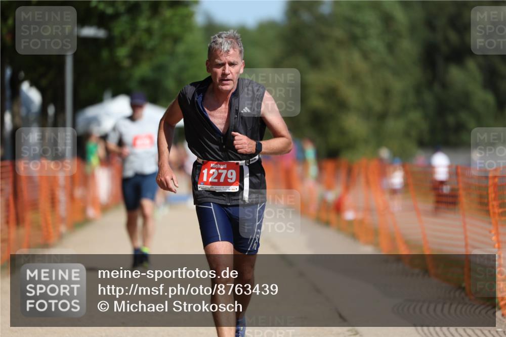 07.09.2025 - 19. Norderstedt Triathlon Michael Strokosch http://msf.ph/oto/8763439 07.09.2025 12:10:17 Laufen 826, 1164, 1279 meine-sportfotos.de