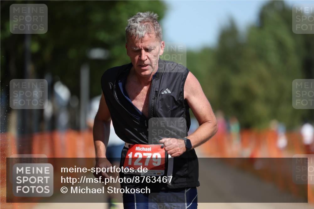07.09.2025 - 19. Norderstedt Triathlon Michael Strokosch http://msf.ph/oto/8763467 07.09.2025 12:10:19 Laufen 826, 1164, 1279 meine-sportfotos.de