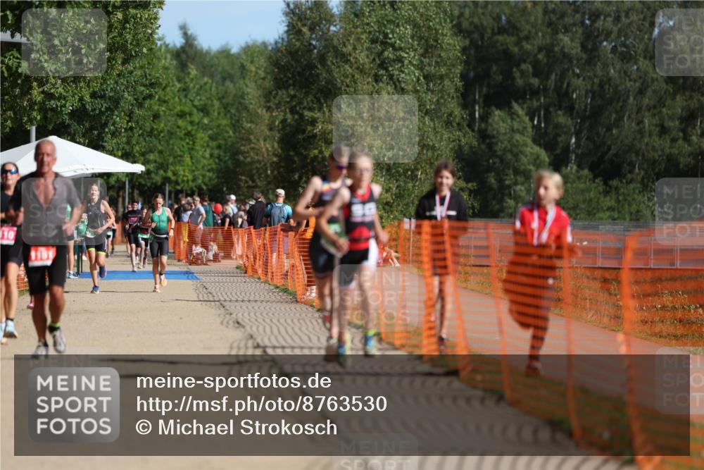07.09.2025 - 19. Norderstedt Triathlon Michael Strokosch http://msf.ph/oto/8763530 07.09.2025 10:47:47 Laufen 62, 83, 681, 1151 meine-sportfotos.de