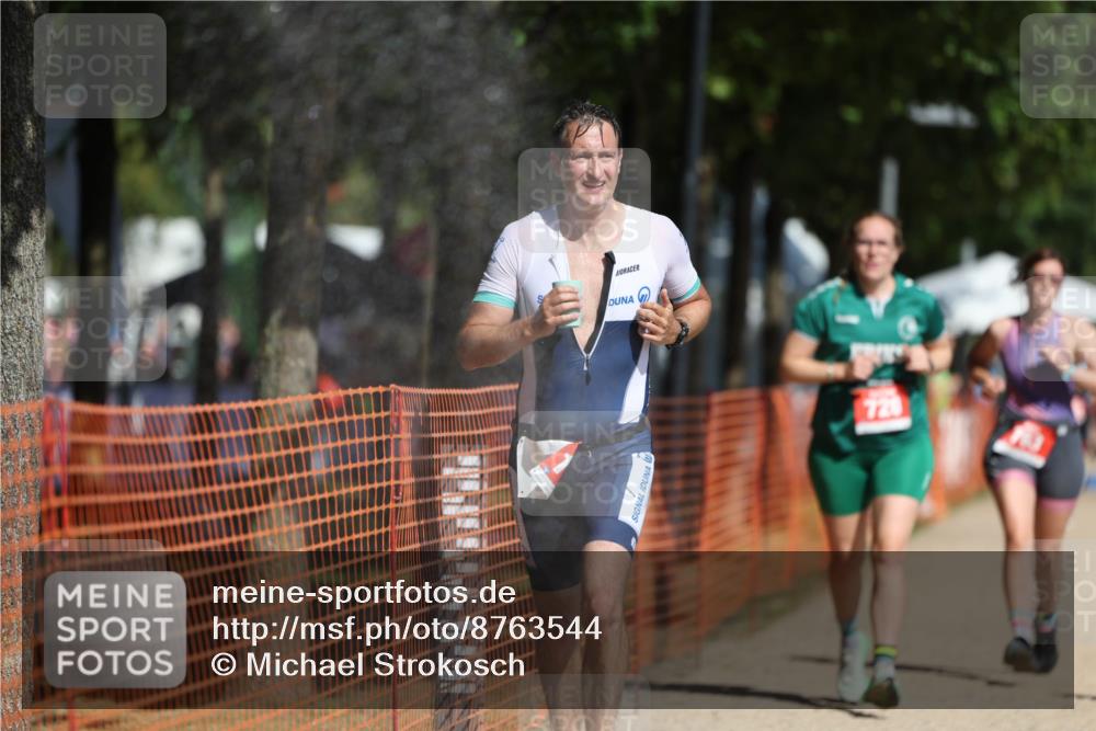 07.09.2025 - 19. Norderstedt Triathlon Michael Strokosch http://msf.ph/oto/8763544 07.09.2025 12:10:29 Laufen 720, 763, 782, 1363 meine-sportfotos.de