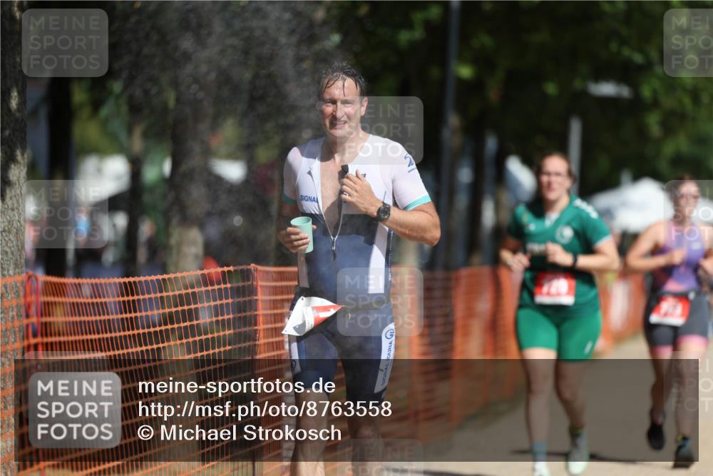 07.09.2025 - 19. Norderstedt Triathlon Michael Strokosch http://msf.ph/oto/8763558 07.09.2025 12:10:29 Laufen 720, 763, 782, 1363 meine-sportfotos.de