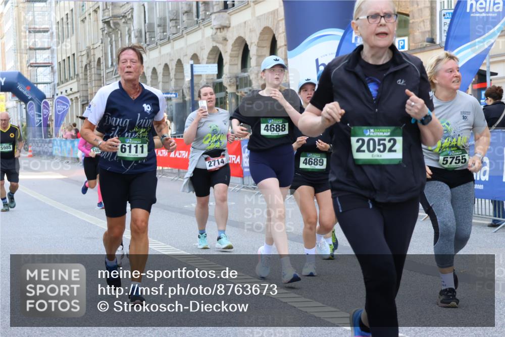 07.09.2025 - BARMER Alsterlauf Strokosch-Dieckow http://msf.ph/oto/8763673 07.09.2025 10:28:50 Ziel 2877, 3141, 3165, 3457, 3495, 3560 meine-sportfotos.de