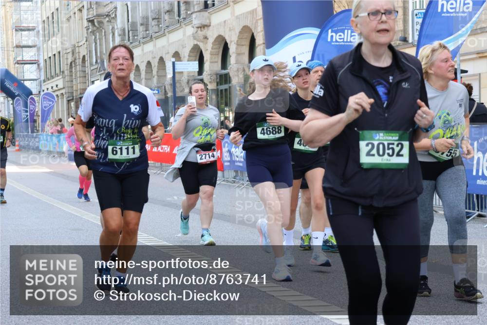 07.09.2025 - BARMER Alsterlauf Strokosch-Dieckow http://msf.ph/oto/8763741 07.09.2025 10:28:50 Ziel 2877, 3141, 3165, 3457, 3495, 3560 meine-sportfotos.de