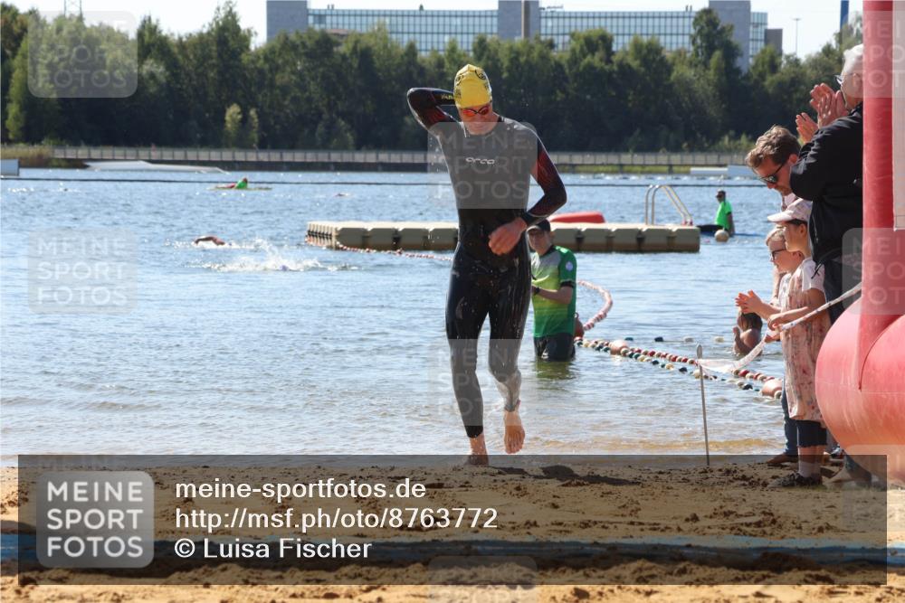 07.09.2025 - 19. Norderstedt Triathlon Luisa Fischer http://msf.ph/oto/8763772 07.09.2025 12:28:30 Schwimmen 1366 meine-sportfotos.de