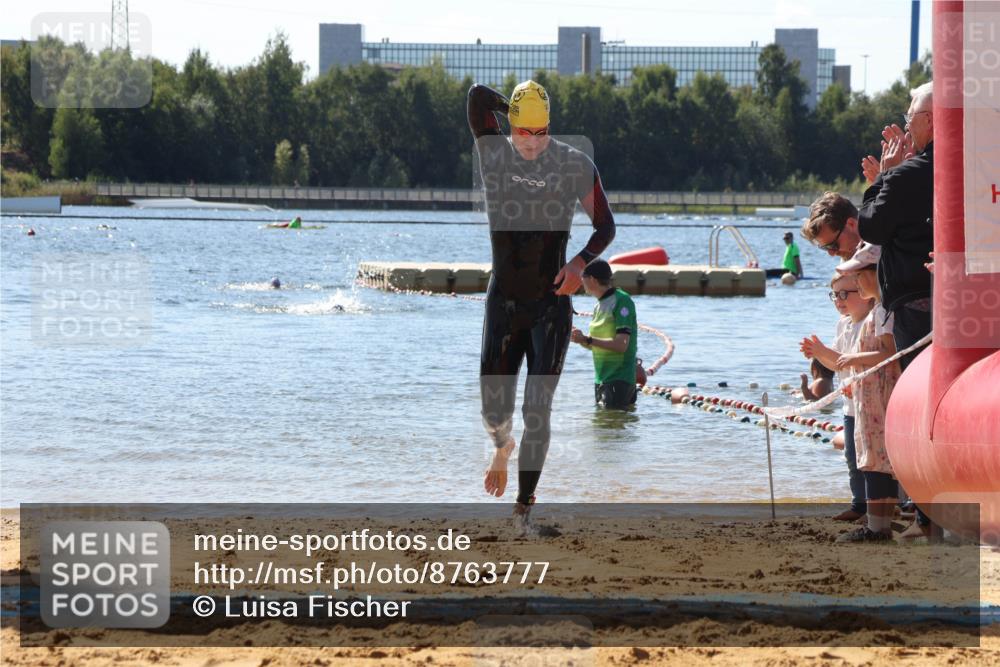 07.09.2025 - 19. Norderstedt Triathlon Luisa Fischer http://msf.ph/oto/8763777 07.09.2025 12:28:30 Schwimmen 1366 meine-sportfotos.de