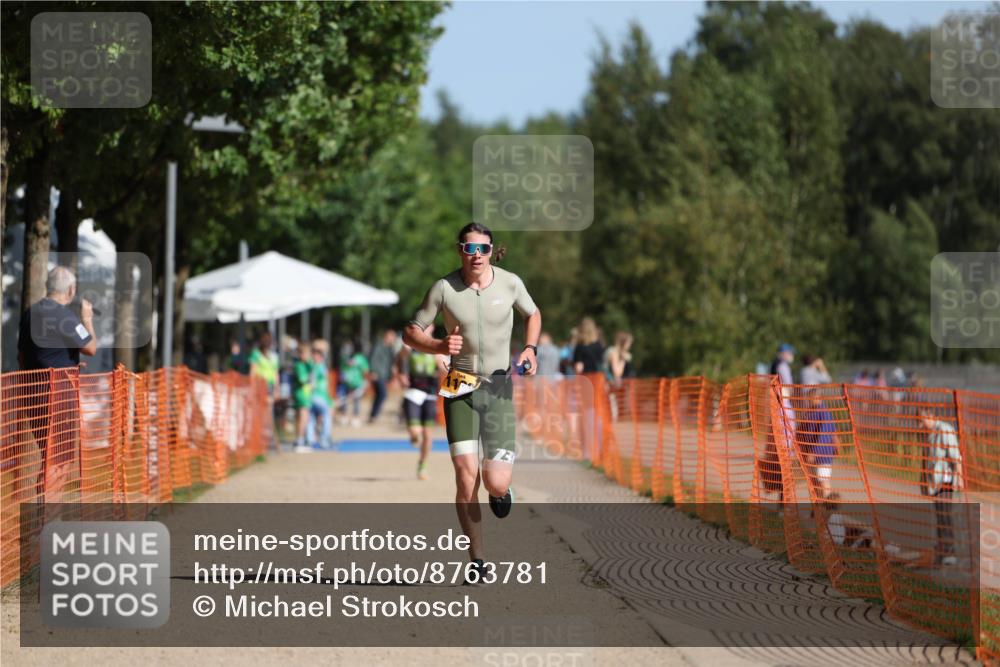 07.09.2025 - 19. Norderstedt Triathlon Michael Strokosch http://msf.ph/oto/8763781 07.09.2025 11:30:46 Laufen 1188 meine-sportfotos.de