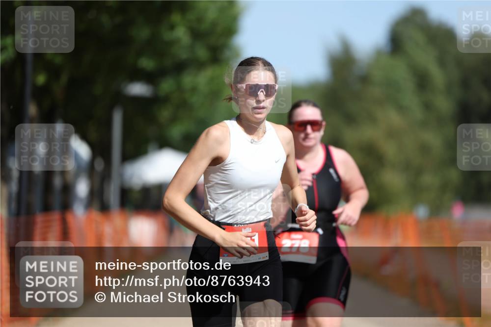 07.09.2025 - 19. Norderstedt Triathlon Michael Strokosch http://msf.ph/oto/8763943 07.09.2025 12:11:02 Laufen 278, 731 meine-sportfotos.de