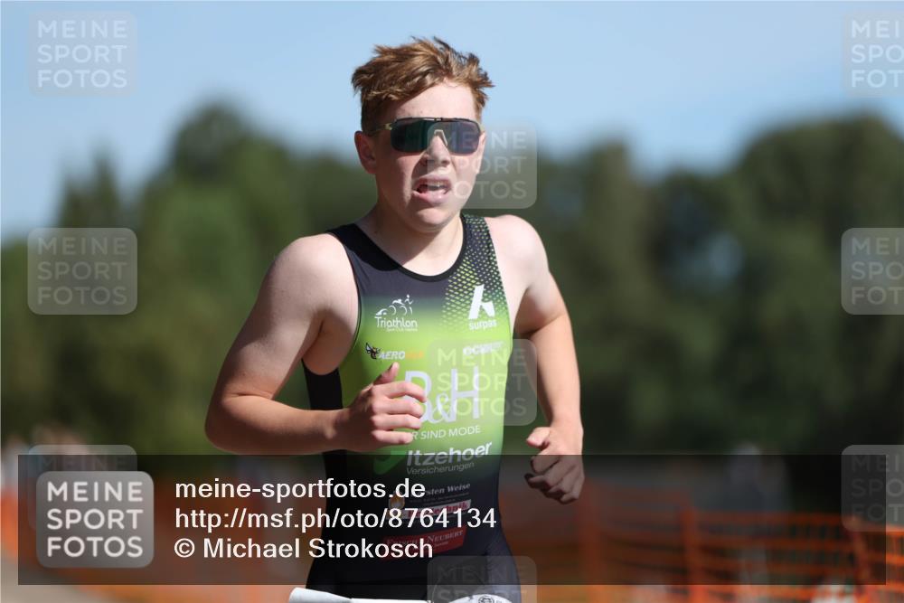 07.09.2025 - 19. Norderstedt Triathlon Michael Strokosch http://msf.ph/oto/8764134 07.09.2025 11:30:56 Laufen 1180 meine-sportfotos.de