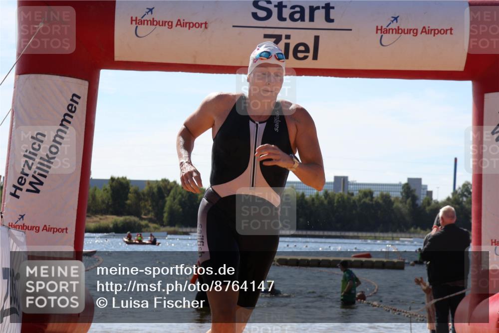 07.09.2025 - 19. Norderstedt Triathlon Luisa Fischer http://msf.ph/oto/8764147 07.09.2025 12:30:51 Schwimmen 222, 351 meine-sportfotos.de