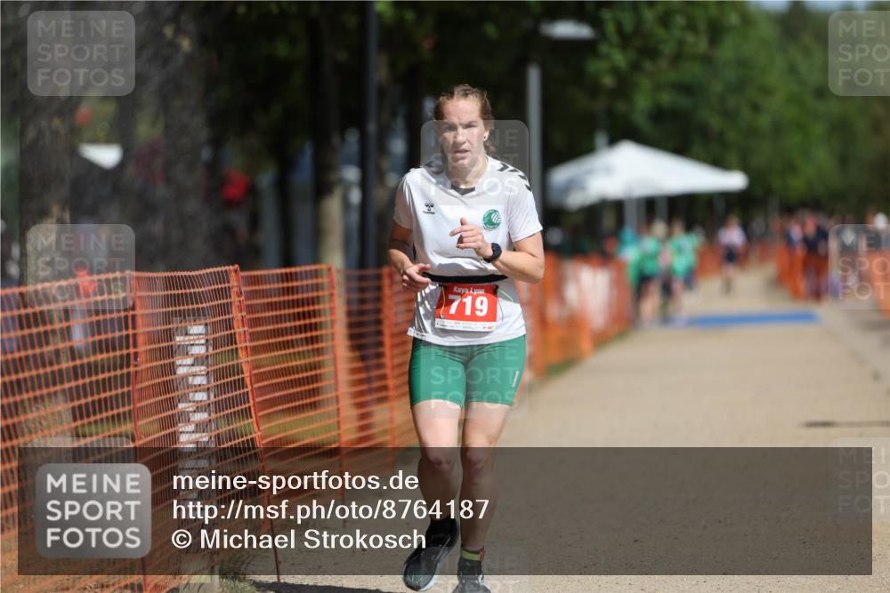 07.09.2025 - 19. Norderstedt Triathlon Michael Strokosch http://msf.ph/oto/8764187 07.09.2025 12:11:39 Laufen 281, 719, 1219 meine-sportfotos.de
