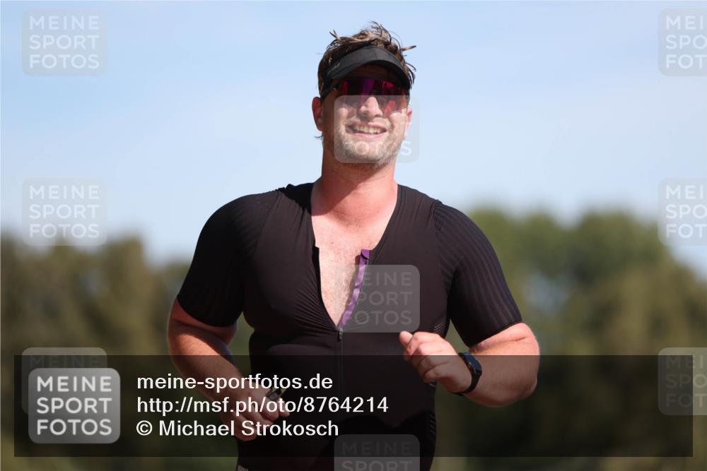 07.09.2025 - 19. Norderstedt Triathlon Michael Strokosch http://msf.ph/oto/8764214 07.09.2025 12:11:46 Laufen 281 meine-sportfotos.de