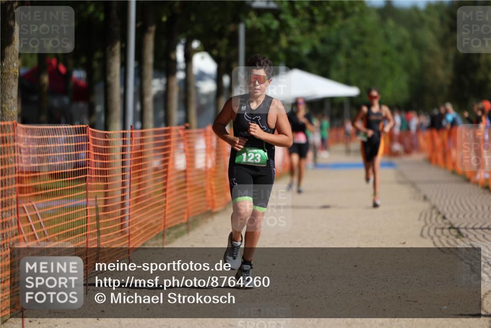07.09.2025 - 19. Norderstedt Triathlon Michael Strokosch http://msf.ph/oto/8764260 07.09.2025 10:48:13 Laufen 91, 123, 132, 1115 meine-sportfotos.de