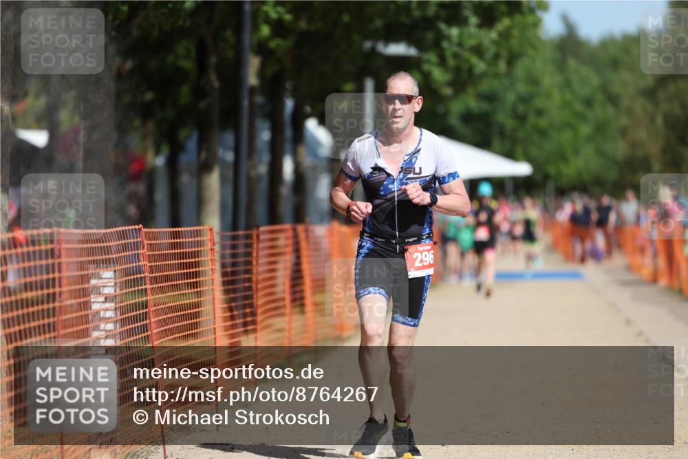 07.09.2025 - 19. Norderstedt Triathlon Michael Strokosch http://msf.ph/oto/8764267 07.09.2025 12:12:08 Laufen 296 meine-sportfotos.de