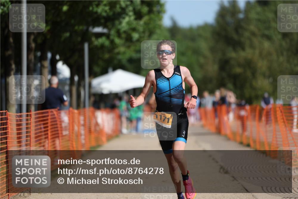 07.09.2025 - 19. Norderstedt Triathlon Michael Strokosch http://msf.ph/oto/8764278 07.09.2025 11:31:13 Laufen 196, 1171 meine-sportfotos.de