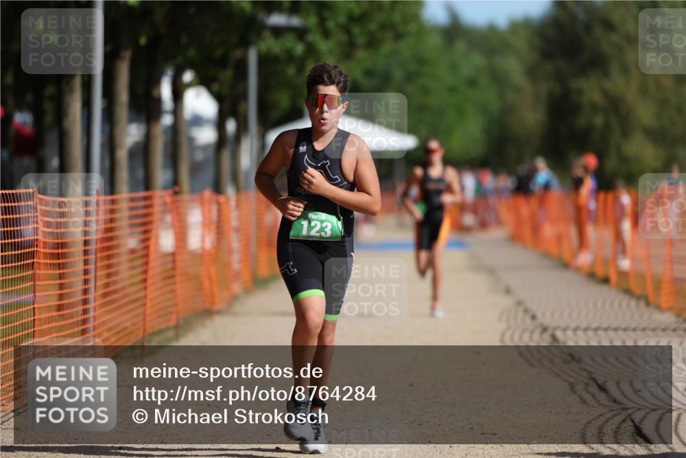 07.09.2025 - 19. Norderstedt Triathlon Michael Strokosch http://msf.ph/oto/8764284 07.09.2025 10:48:14 Laufen 91, 123, 132 meine-sportfotos.de