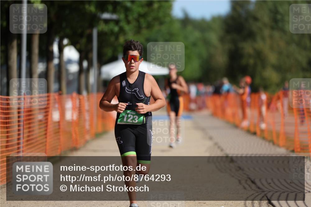 07.09.2025 - 19. Norderstedt Triathlon Michael Strokosch http://msf.ph/oto/8764293 07.09.2025 10:48:14 Laufen 91, 123, 132 meine-sportfotos.de