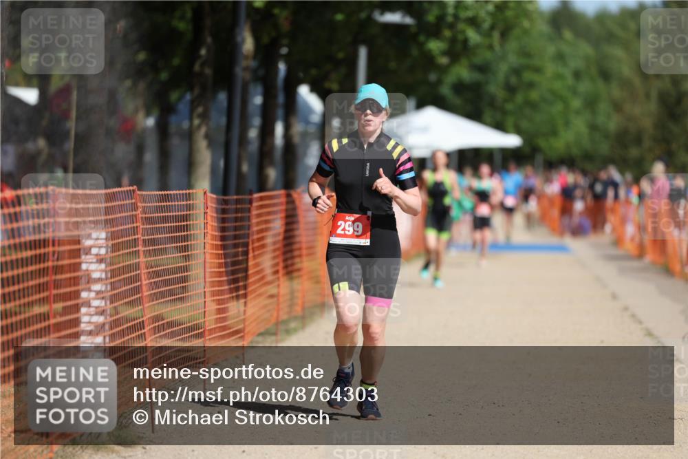 07.09.2025 - 19. Norderstedt Triathlon Michael Strokosch http://msf.ph/oto/8764303 07.09.2025 12:12:19 Laufen 299 meine-sportfotos.de