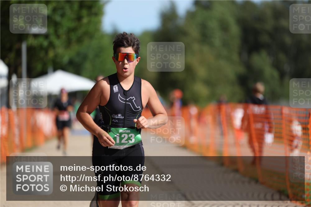 07.09.2025 - 19. Norderstedt Triathlon Michael Strokosch http://msf.ph/oto/8764332 07.09.2025 10:48:15 Laufen 91, 123, 132 meine-sportfotos.de