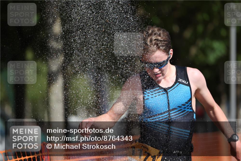 07.09.2025 - 19. Norderstedt Triathlon Michael Strokosch http://msf.ph/oto/8764343 07.09.2025 11:31:15 Laufen 196, 1171 meine-sportfotos.de