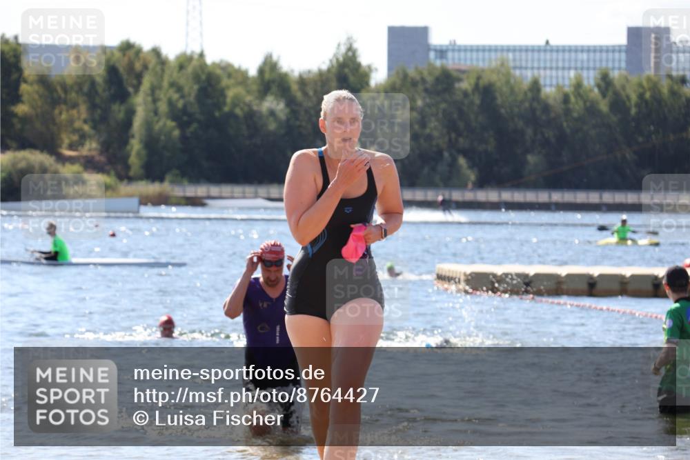07.09.2025 - 19. Norderstedt Triathlon Luisa Fischer http://msf.ph/oto/8764427 07.09.2025 12:32:08 Schwimmen 179 meine-sportfotos.de