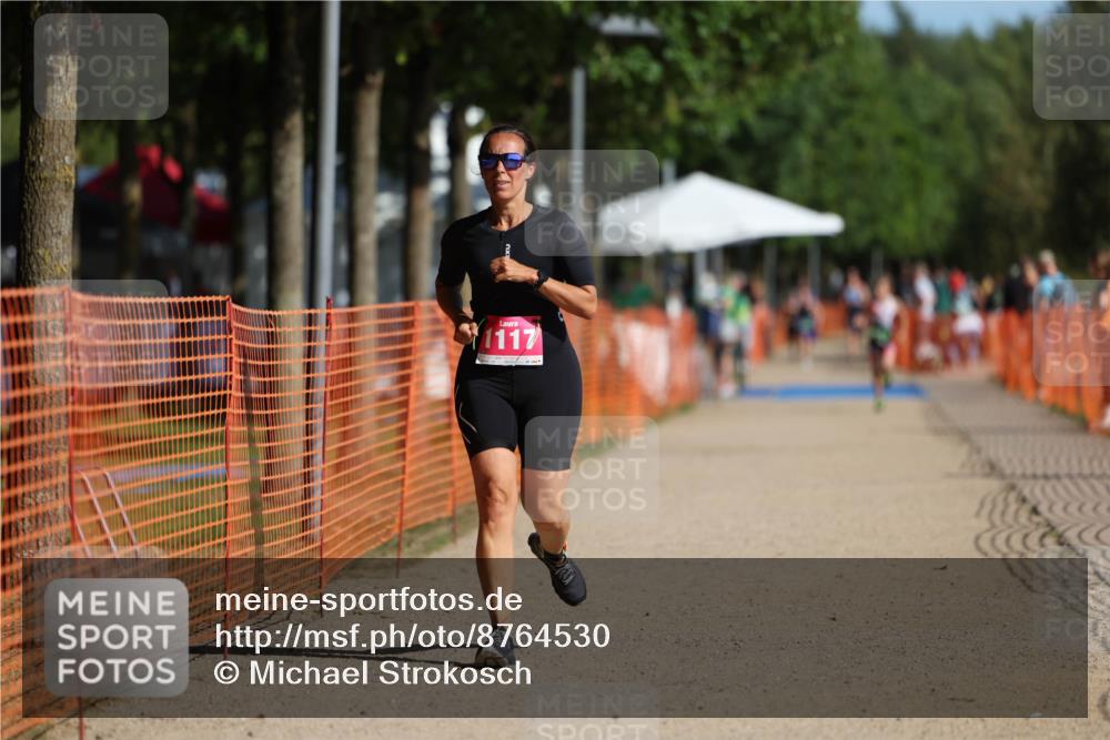 07.09.2025 - 19. Norderstedt Triathlon Michael Strokosch http://msf.ph/oto/8764530 07.09.2025 10:48:23 Laufen 91, 1117 meine-sportfotos.de