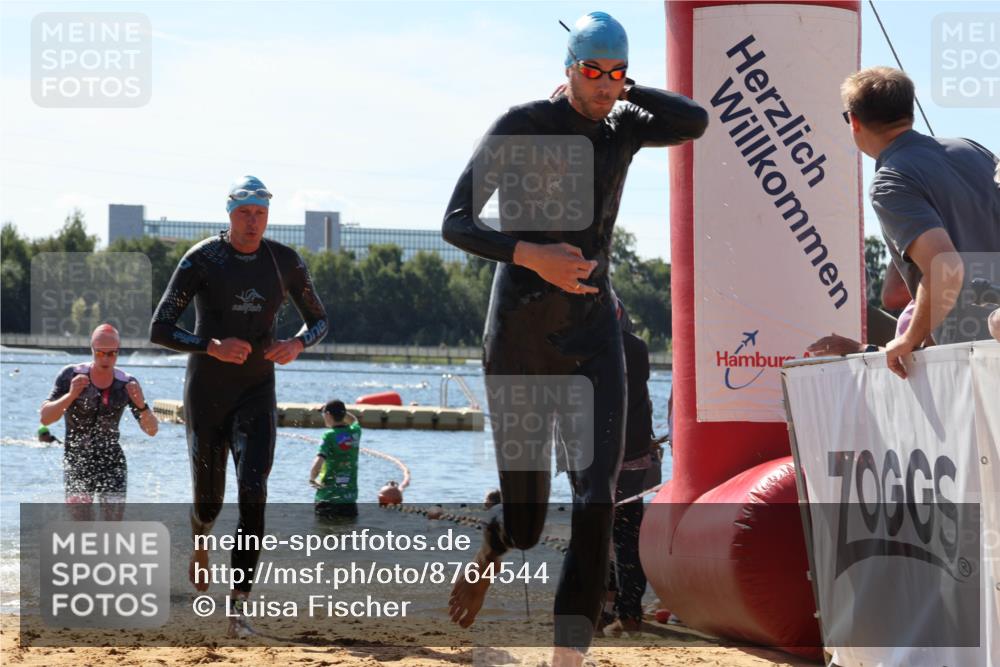 07.09.2025 - 19. Norderstedt Triathlon Luisa Fischer http://msf.ph/oto/8764544 07.09.2025 12:32:29 Schwimmen 275, 1271, 1326 meine-sportfotos.de