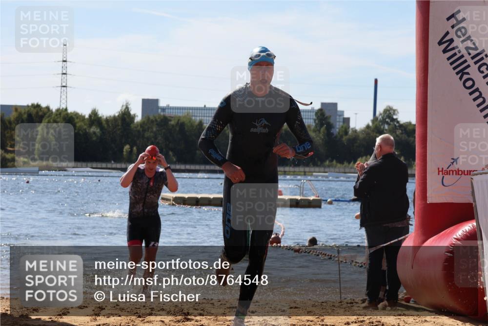 07.09.2025 - 19. Norderstedt Triathlon Luisa Fischer http://msf.ph/oto/8764548 07.09.2025 12:32:30 Schwimmen 275, 1271, 1326 meine-sportfotos.de