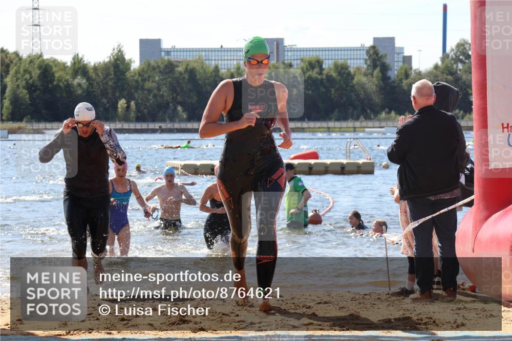 07.09.2025 - 19. Norderstedt Triathlon Luisa Fischer http://msf.ph/oto/8764621 07.09.2025 12:33:48 Schwimmen 232, 331, 799, 1389 meine-sportfotos.de
