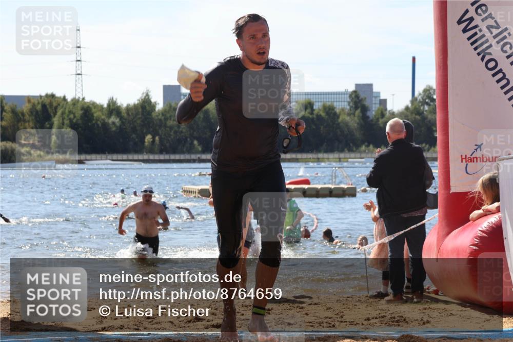 07.09.2025 - 19. Norderstedt Triathlon Luisa Fischer http://msf.ph/oto/8764659 07.09.2025 12:33:51 Schwimmen 232, 331, 799, 1299, 1354, 1389 meine-sportfotos.de