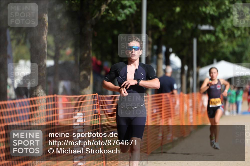 07.09.2025 - 19. Norderstedt Triathlon Michael Strokosch http://msf.ph/oto/8764671 07.09.2025 11:31:24 Laufen 196, 1160, 1198 meine-sportfotos.de
