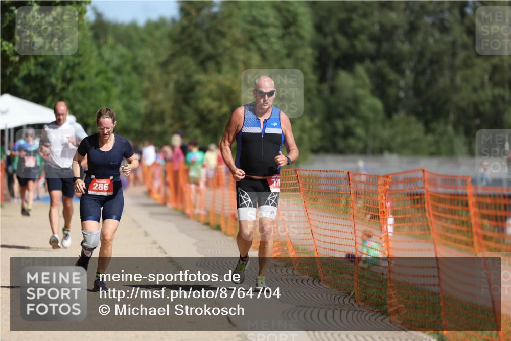 07.09.2025 - 19. Norderstedt Triathlon Michael Strokosch http://msf.ph/oto/8764704 07.09.2025 12:12:55 Laufen 286, 710, 861 meine-sportfotos.de