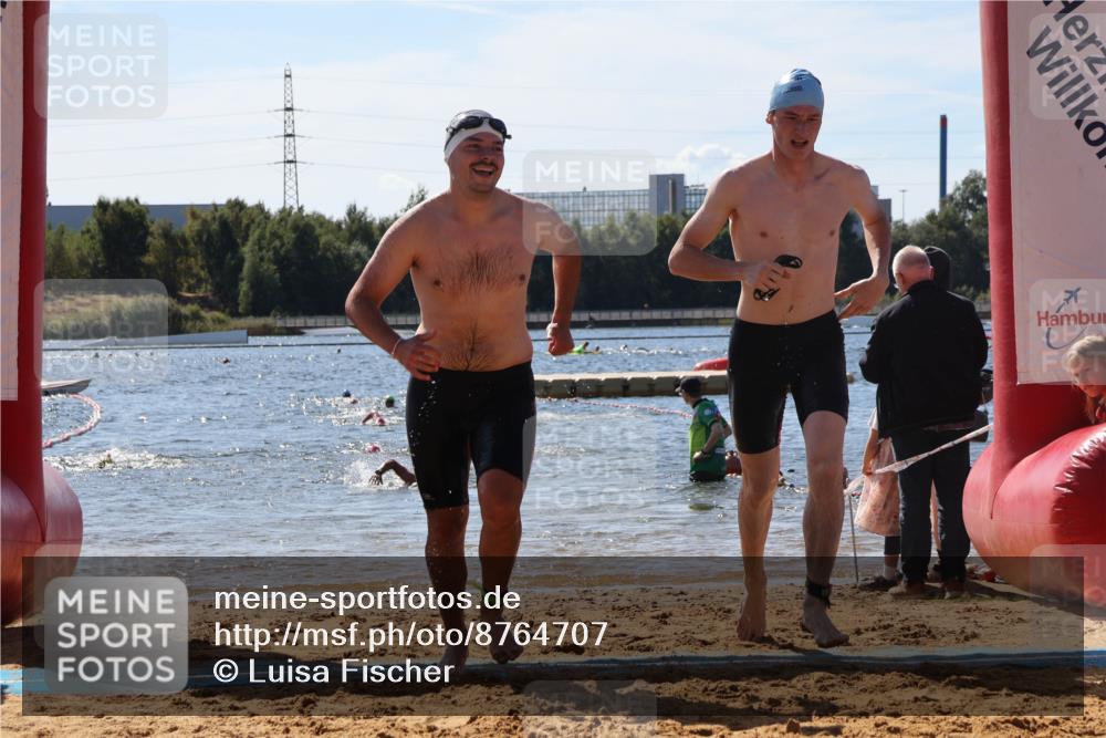 07.09.2025 - 19. Norderstedt Triathlon Luisa Fischer http://msf.ph/oto/8764707 07.09.2025 12:33:56 Schwimmen 232, 331, 799, 1299, 1354, 1389 meine-sportfotos.de