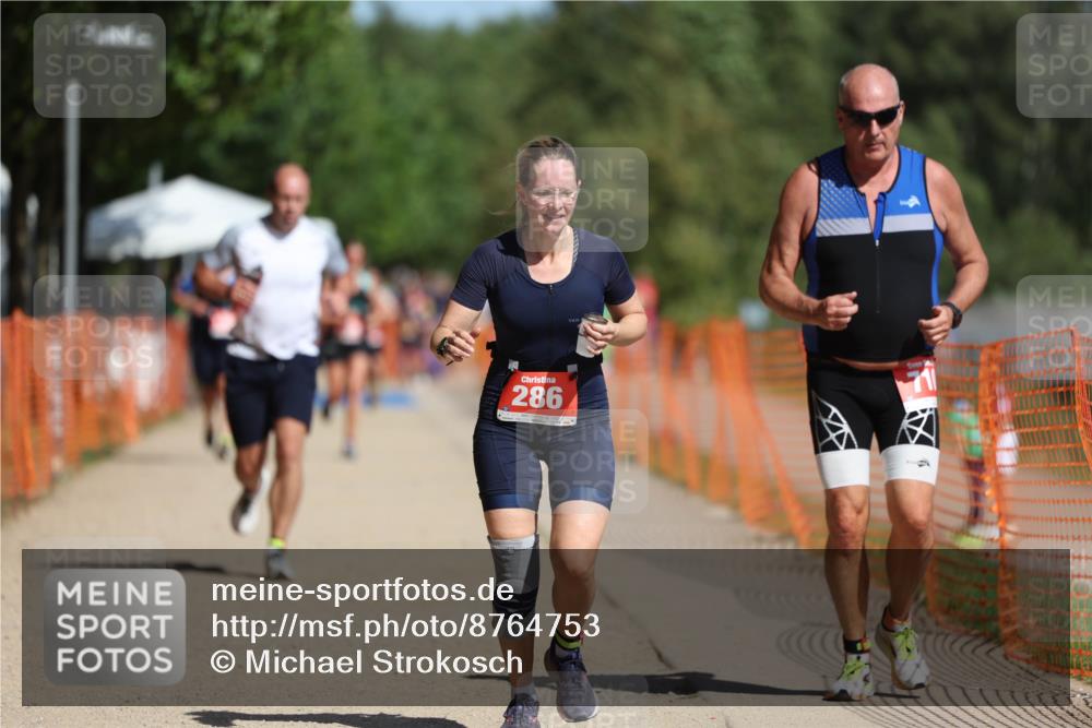 07.09.2025 - 19. Norderstedt Triathlon Michael Strokosch http://msf.ph/oto/8764753 07.09.2025 12:12:57 Laufen 286, 710, 861 meine-sportfotos.de