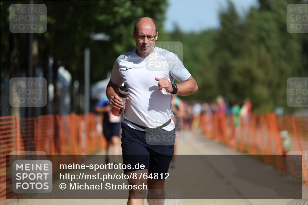 07.09.2025 - 19. Norderstedt Triathlon Michael Strokosch http://msf.ph/oto/8764812 07.09.2025 12:13:01 Laufen 286, 710, 861, 1308, 1367 meine-sportfotos.de