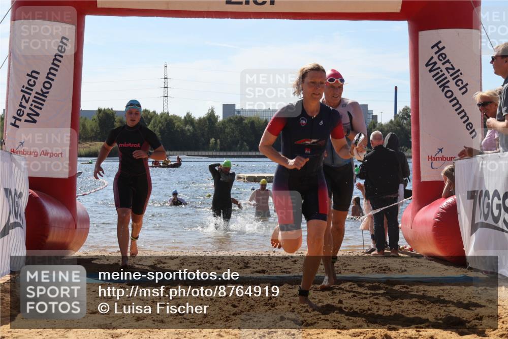 07.09.2025 - 19. Norderstedt Triathlon Luisa Fischer http://msf.ph/oto/8764919 07.09.2025 12:34:39 Schwimmen 211, 241, 841, 855, 1215 meine-sportfotos.de