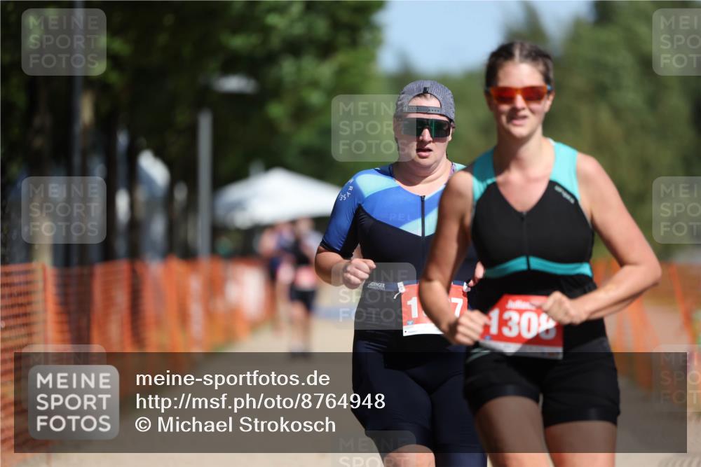 07.09.2025 - 19. Norderstedt Triathlon Michael Strokosch http://msf.ph/oto/8764948 07.09.2025 12:13:08 Laufen 1308, 1367 meine-sportfotos.de