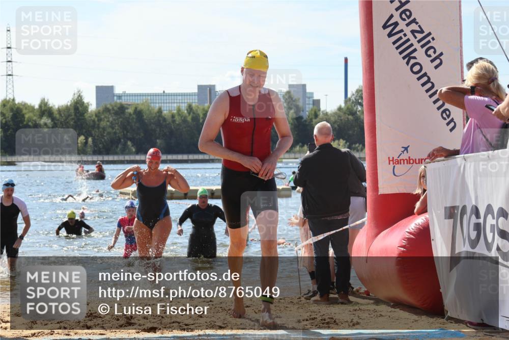 07.09.2025 - 19. Norderstedt Triathlon Luisa Fischer http://msf.ph/oto/8765049 07.09.2025 12:34:49 Schwimmen 241, 310, 339, 805, 841, 855, 1356 meine-sportfotos.de