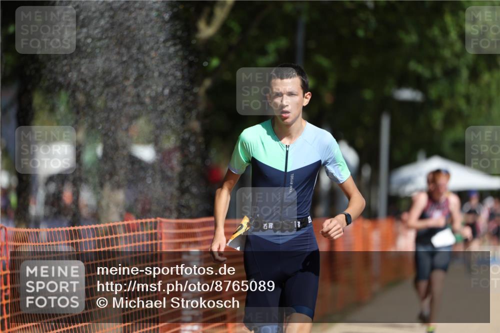 07.09.2025 - 19. Norderstedt Triathlon Michael Strokosch http://msf.ph/oto/8765089 07.09.2025 12:13:28 Laufen 765, 1161, 1182, 1190 meine-sportfotos.de