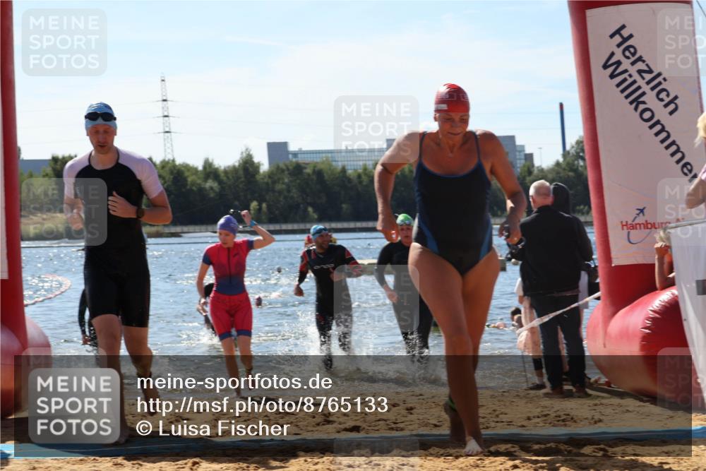 07.09.2025 - 19. Norderstedt Triathlon Luisa Fischer http://msf.ph/oto/8765133 07.09.2025 12:34:55 Schwimmen 242, 310, 318, 339, 344, 350, 805, 1356 meine-sportfotos.de