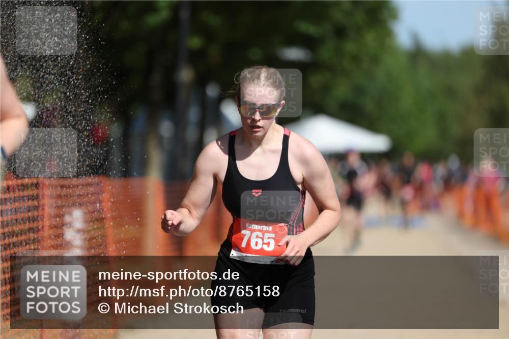 07.09.2025 - 19. Norderstedt Triathlon Michael Strokosch http://msf.ph/oto/8765158 07.09.2025 12:13:33 Laufen 765, 1161, 1182 meine-sportfotos.de
