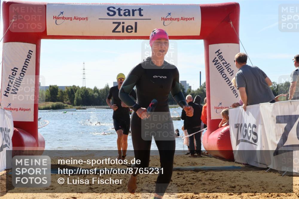 07.09.2025 - 19. Norderstedt Triathlon Luisa Fischer http://msf.ph/oto/8765231 07.09.2025 12:35:03 Schwimmen 242, 318, 339, 344, 350, 723, 1356 meine-sportfotos.de
