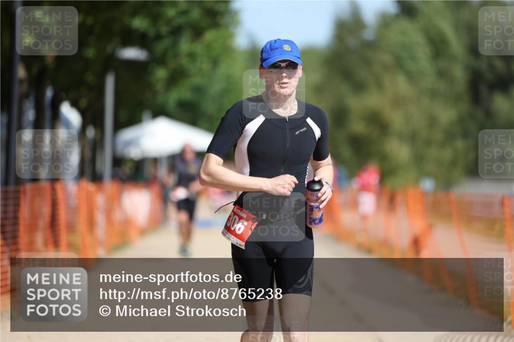 07.09.2025 - 19. Norderstedt Triathlon Michael Strokosch http://msf.ph/oto/8765238 07.09.2025 12:13:44 Laufen 287, 306 meine-sportfotos.de