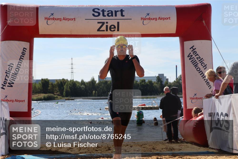 07.09.2025 - 19. Norderstedt Triathlon Luisa Fischer http://msf.ph/oto/8765245 07.09.2025 12:35:05 Schwimmen 242, 318, 339, 344, 350, 723, 1356 meine-sportfotos.de