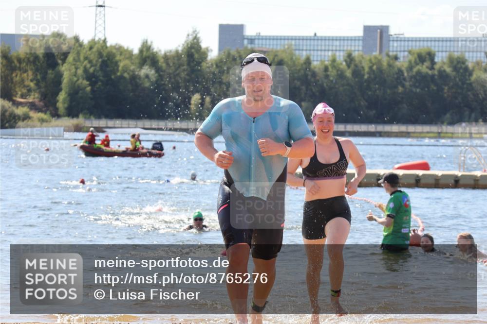 07.09.2025 - 19. Norderstedt Triathlon Luisa Fischer http://msf.ph/oto/8765276 07.09.2025 12:35:18 Schwimmen 160, 842 meine-sportfotos.de