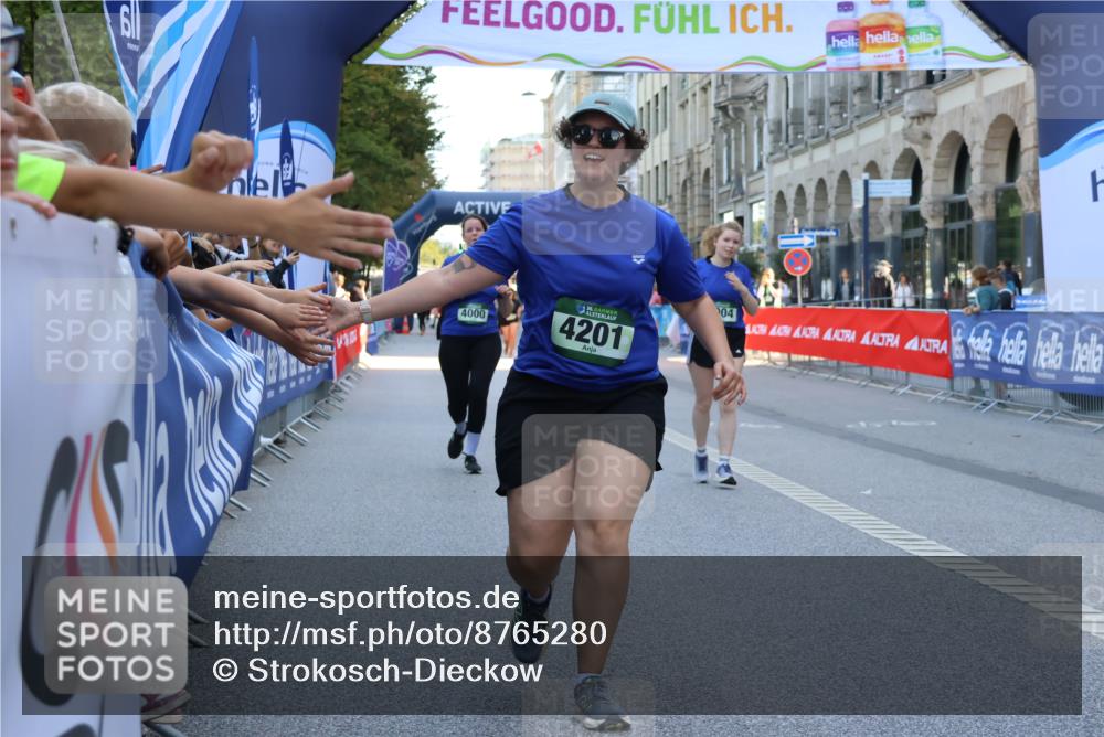 07.09.2025 - BARMER Alsterlauf Strokosch-Dieckow http://msf.ph/oto/8765280 07.09.2025 10:29:18 Ziel 2215, 2382, 3287, 5071 meine-sportfotos.de