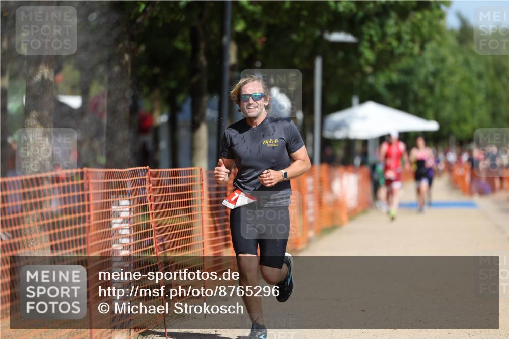 07.09.2025 - 19. Norderstedt Triathlon Michael Strokosch http://msf.ph/oto/8765296 07.09.2025 12:13:51 Laufen 287, 748 meine-sportfotos.de
