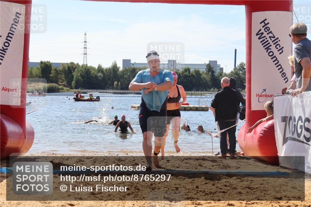 07.09.2025 - 19. Norderstedt Triathlon Luisa Fischer http://msf.ph/oto/8765297 07.09.2025 12:35:19 Schwimmen 160, 842 meine-sportfotos.de